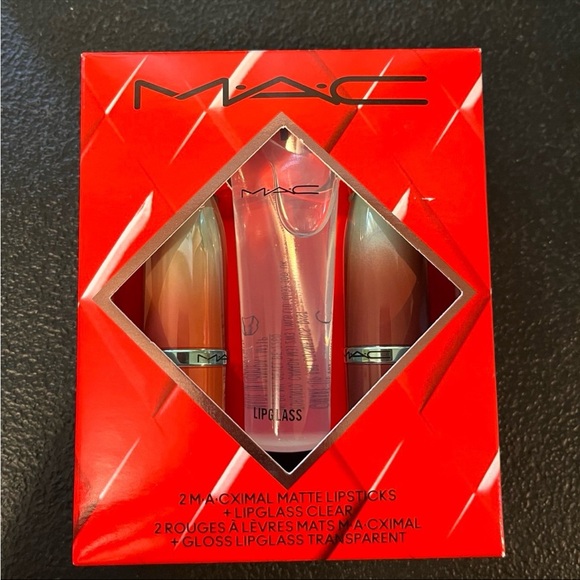 MAC set - Picture 2 of 3